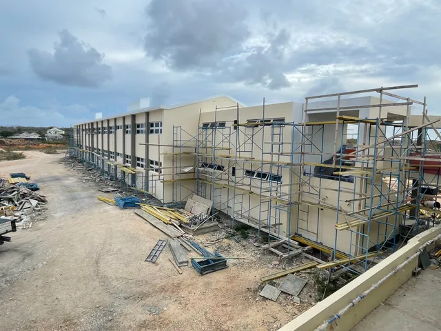 The New Albena Lake Hodge Comprehensive School gallery photo 8